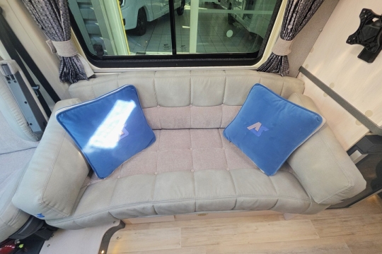 Auto-Sleepers-Kingham-Interior-Settee.jpg