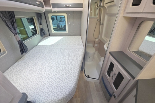 Auto-Sleepers-Kingham-Interior-Rear.jpg