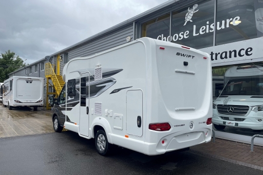 swift-voyager-540-exterior-rear-side.jpg