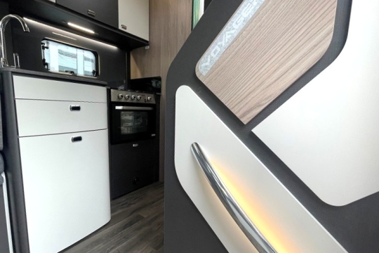 swift-voyager-540-interior-kitchen-in.jpg