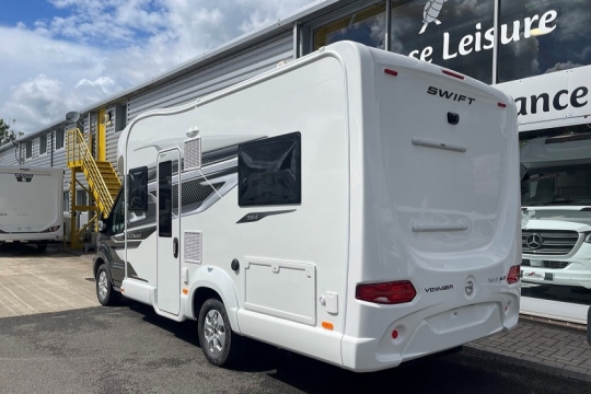 swift-voyager-564-exterior-rear-side.jpg