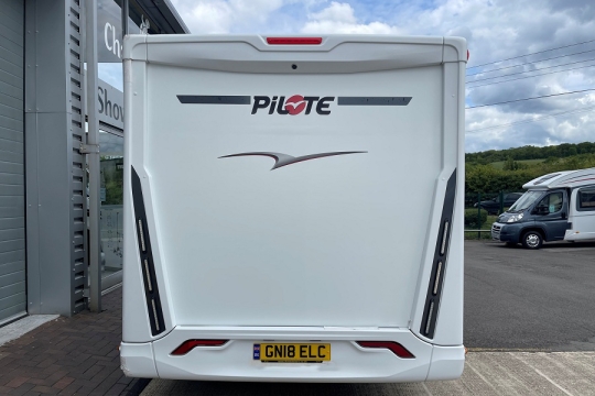 pilote-sensation-p650-exterior-rear.jpg