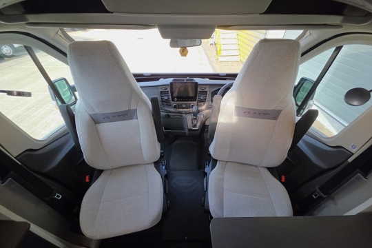 Swift-Voyager-494-Interior-Cab.jpg