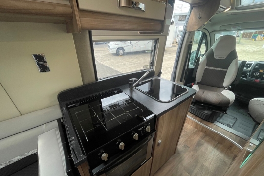 swift-select-122-interior-kitchen.jpg