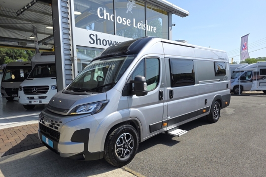 Swift-Carrera-194-Exterior-Front-Side.jpg