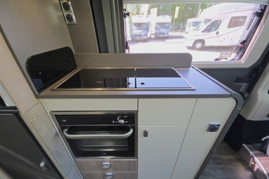Swift-Carrera-194-Interior-Kitchen-Side.jpg