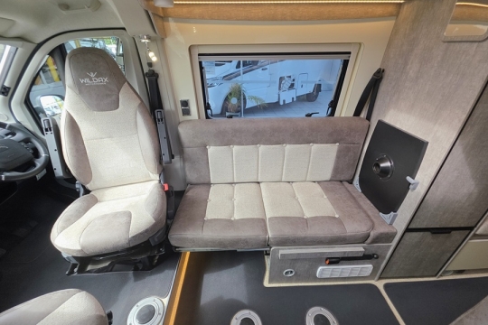 Wildax-Solaris-XL-Interior-Settee.jpg