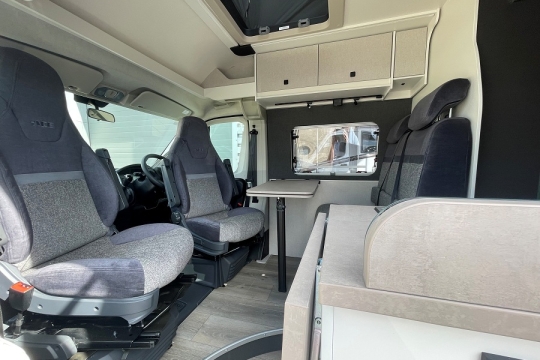 ace-1200-GLT-interior-living-area.jpg