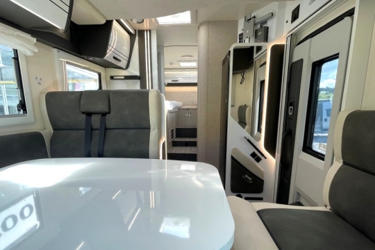 mclouis-fusion-373-interior-to-rear.jpg