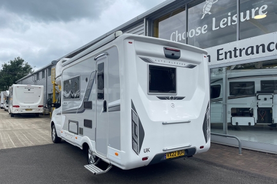 auto-sleepers-bourton-lp-exterior-rear-side.jpg