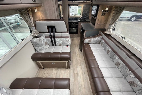 auto-sleepers-bourton-lp-interior-lounge-space.jpg