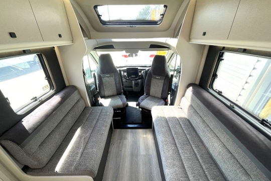ace-1500-sl-interior-front-lounge.jpg