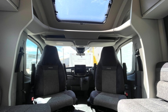 ace-1500-sl-interior-cab-seats.jpg