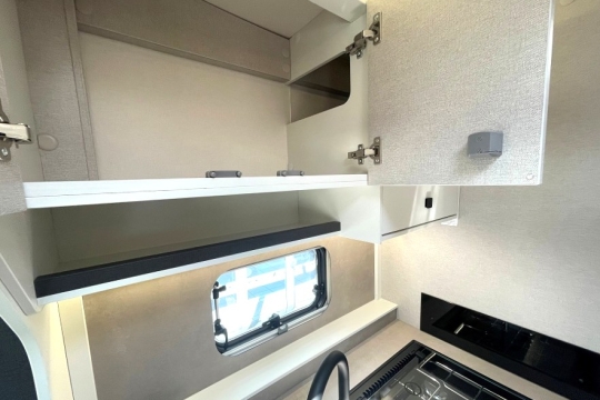 ace-1500-sl-interior-kitchen-storage.jpg
