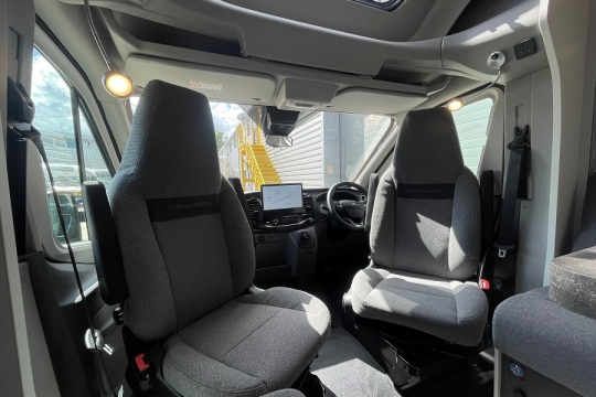 swift-voyager-505-interior-cab-seats.jpg