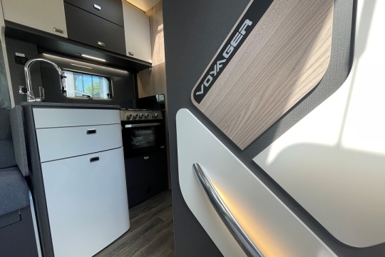swift-voyager-505-interior-kitchen-from-door.jpg