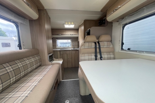 adria-matrix-590-sg-interior-to-rear.jpg