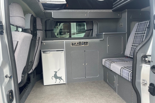 sussex-manhattan-campervan-interior-kitchen.jpg