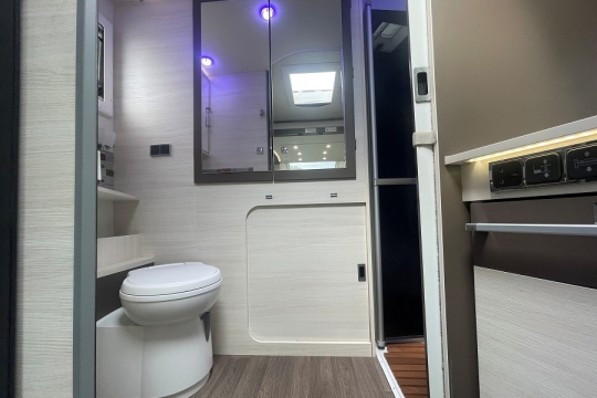 chausson-640-welcome-interior-bathroom.jpg