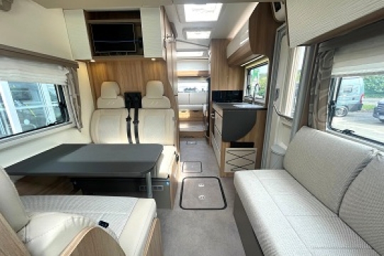 bailey-autograph-79-6-interior-to-rear.jpg