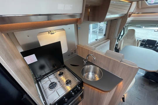 laika-ecovip-l3010-interior-kitchen.jpg