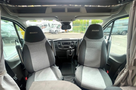 chausson-titanium-768-xlb-interior-cab.jpg
