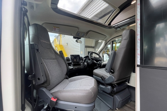 swift-carrera-122-interior-cab.jpg