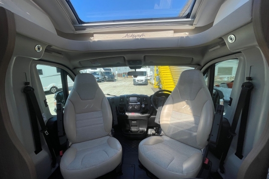 bailey-autograph-79-4T-interior-cab-seats.jpg