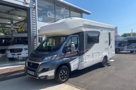 Auto-trail-navajo-exterior-front-side.jpg