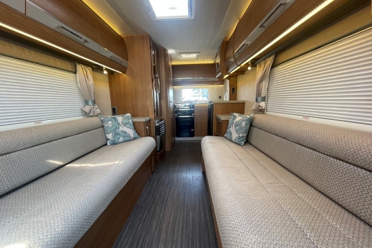 Auto-trail-navajo-interiro-to-rear.jpg