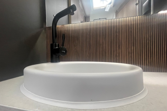 swift-kon-tiki-784-interior-washroom-detail.jpg