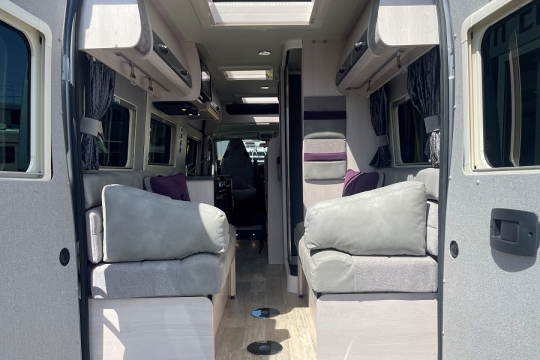 auto-sleepers-fairford-interior-from-rear-doors.jpg