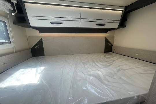 mclouis-fusion-360-interior-bed.jpg