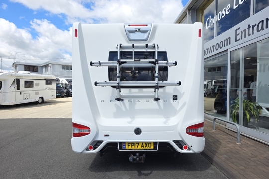 Bessacarr-Hi-Style-496-Exterior-Rear.jpg