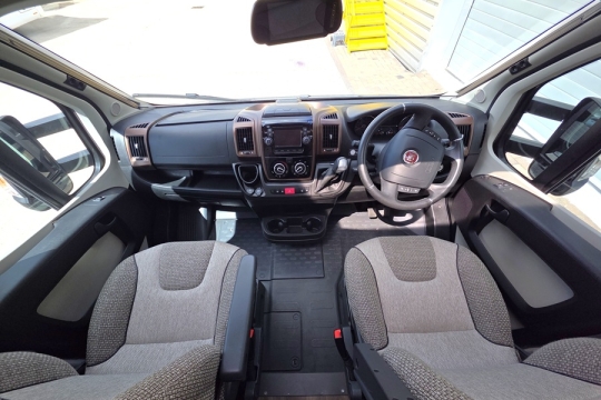 Bessacarr-Hi-Style-496-Interior-Cab.jpg