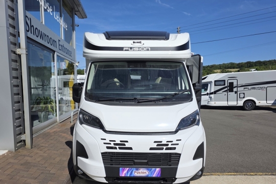McLouis-Fusion-330-Exterior-Front.jpg