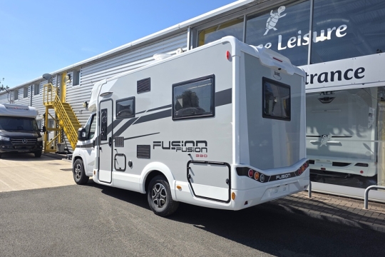 McLouis-Fusion-330-Exterior-Rear-Side.jpg
