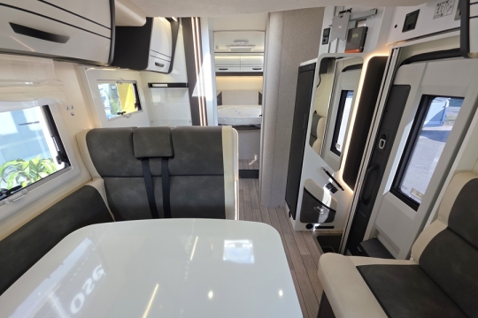 McLouis-Fusion-379-Interior-Front-to-Rear.jpg