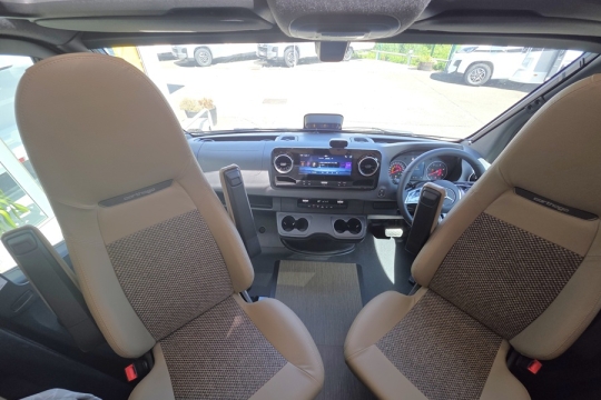 Carthago-C1-Tourer-T-148-KB-LE-H-Interior-Cab.jpg