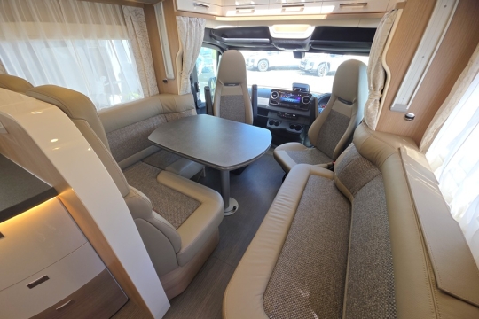 Carthago-C1-Tourer-T-148-KB-LE-H-Interior-Lounge.jpg