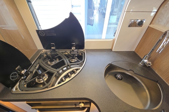 Carthago-C1-Tourer-T-148-KB-LE-H-Interior-Kitchen-Top.jpg