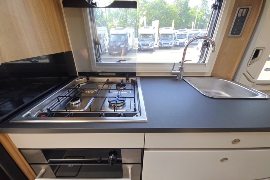 Bailey-Autograph-79-6-Interior-Kitchen-Top.jpg