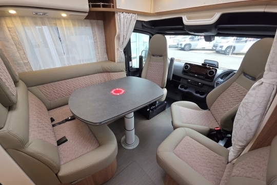 Carthago-C1-Tourer-T143-KB-LE-Interior-Lounge.jpg