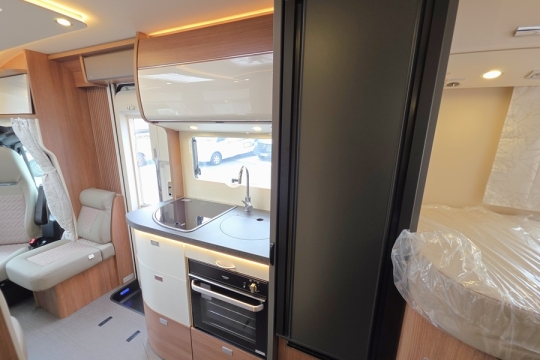Carthago-C1-Tourer-T143-KB-LE-Interior-Kitchen.jpg