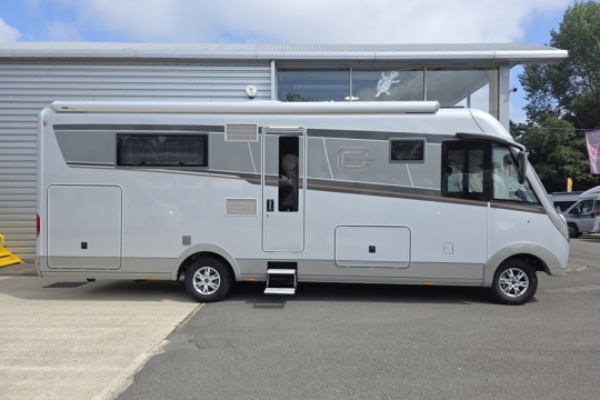Carthago-liner-for-two-I53-L-Exterior-Side.jpg