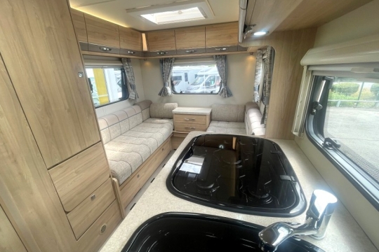 elddis-accordo-120-interior-looking-back.jpg