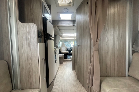 benimar-mileo-282-interior-rear-to-front.jpg