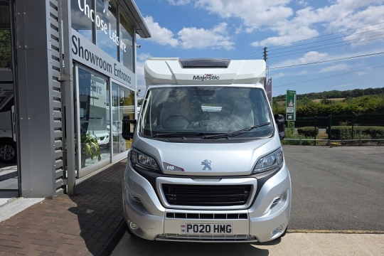 elddis-majestic-115-exterior-front.jpg