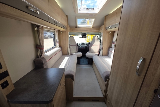 elddis-majestic-115-interior-to-front.jpg