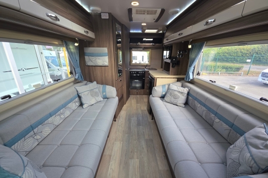 auto-sleepers-bourton-interior-to-rear.jpg